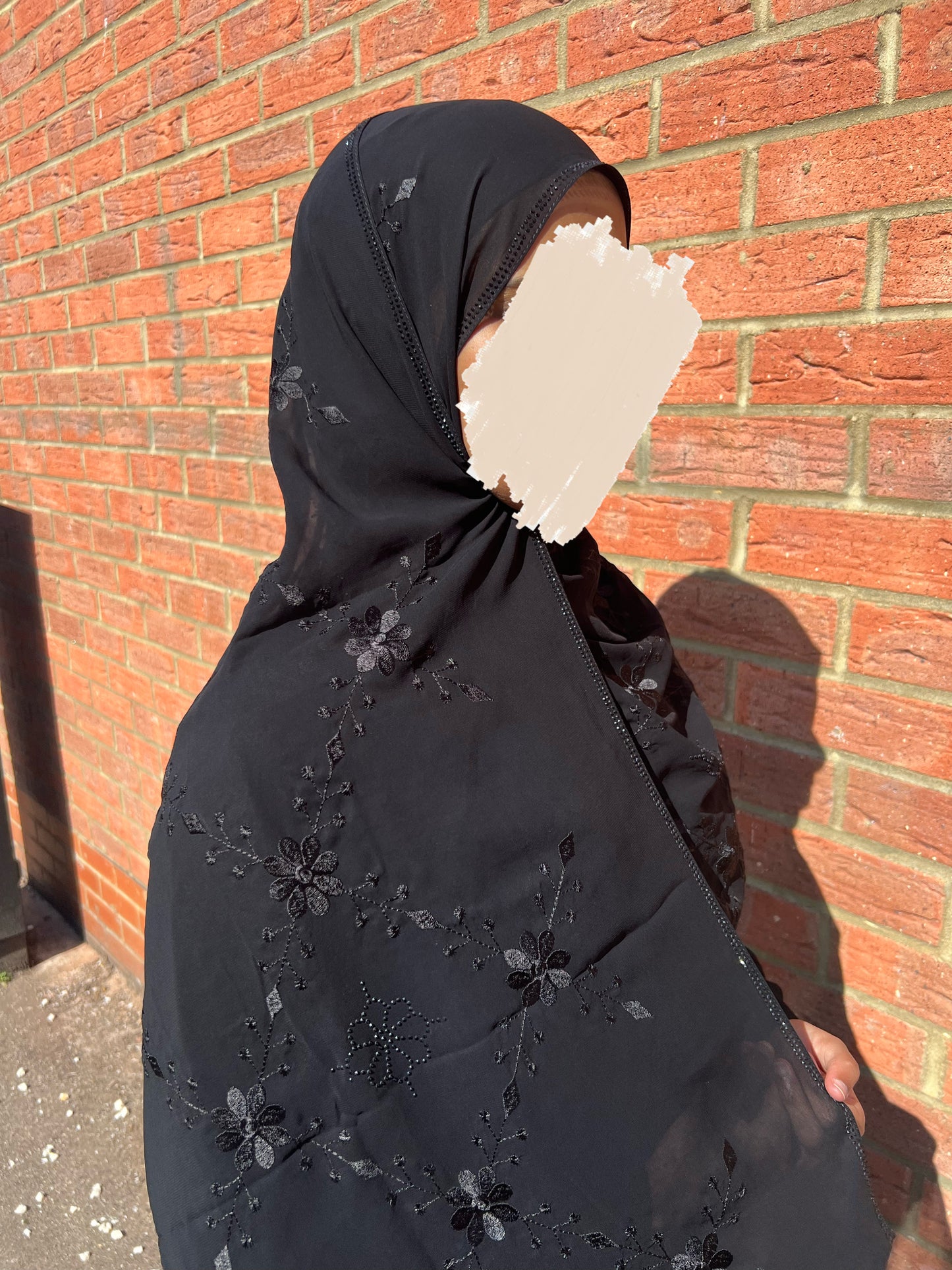 Detailed Black Hijab- Style 2